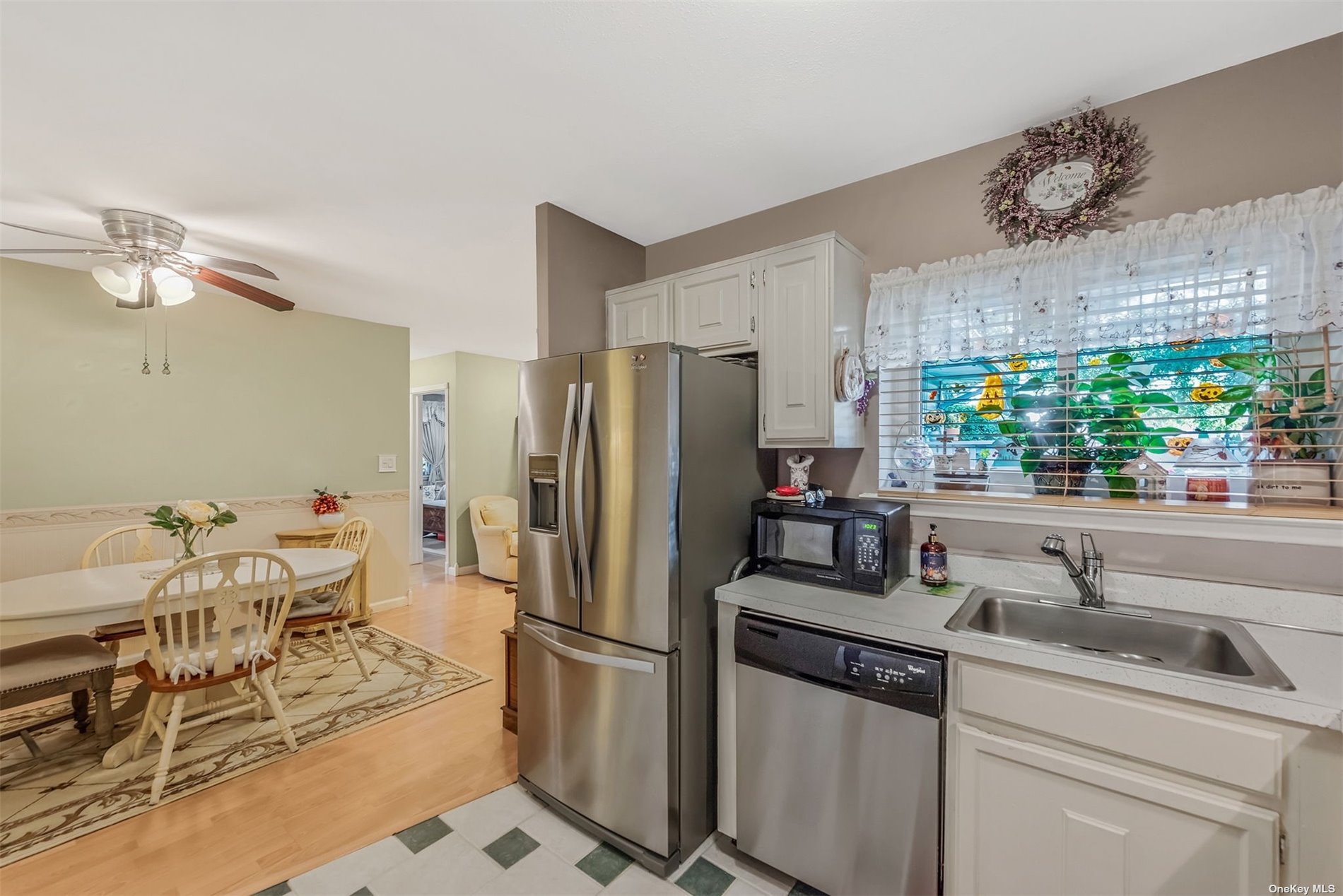 22 Feller Drive #22, Central Islip, New York image 3