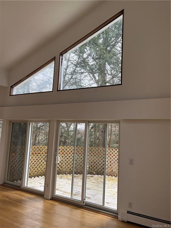 Photo 9 of 36 of 31 Winterbottom Lane house