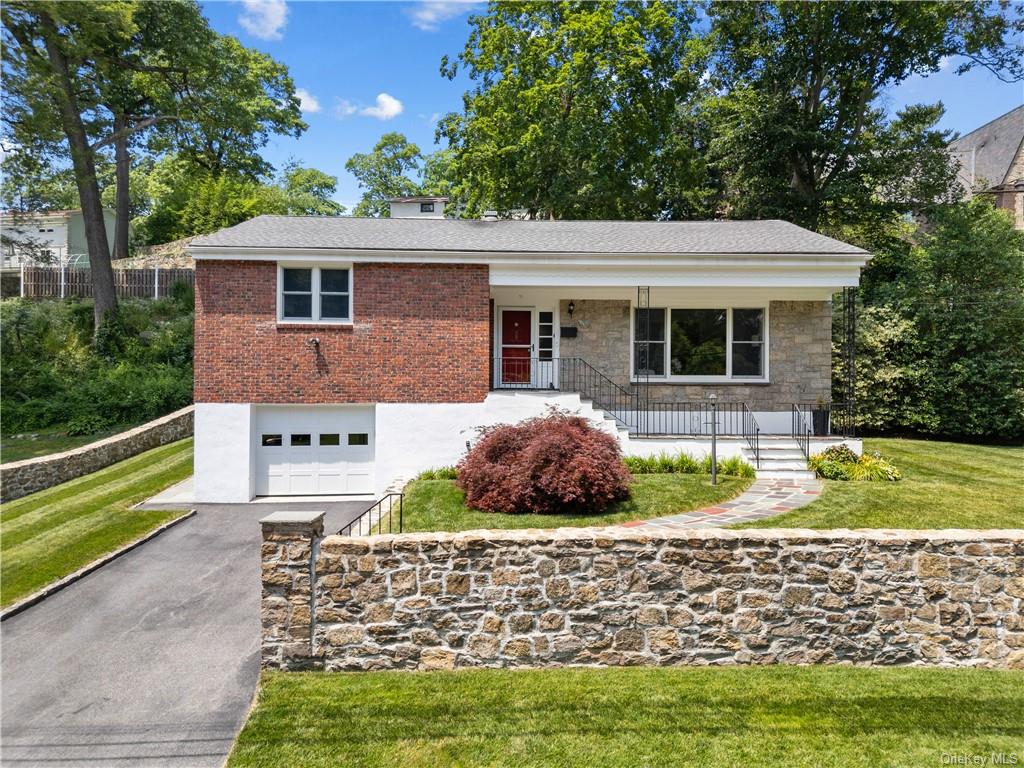 Property for Sale at 73 Devon Road, Bronxville, New York - Bedrooms: 3 
Bathrooms: 3 
Rooms: 7  - $750,000