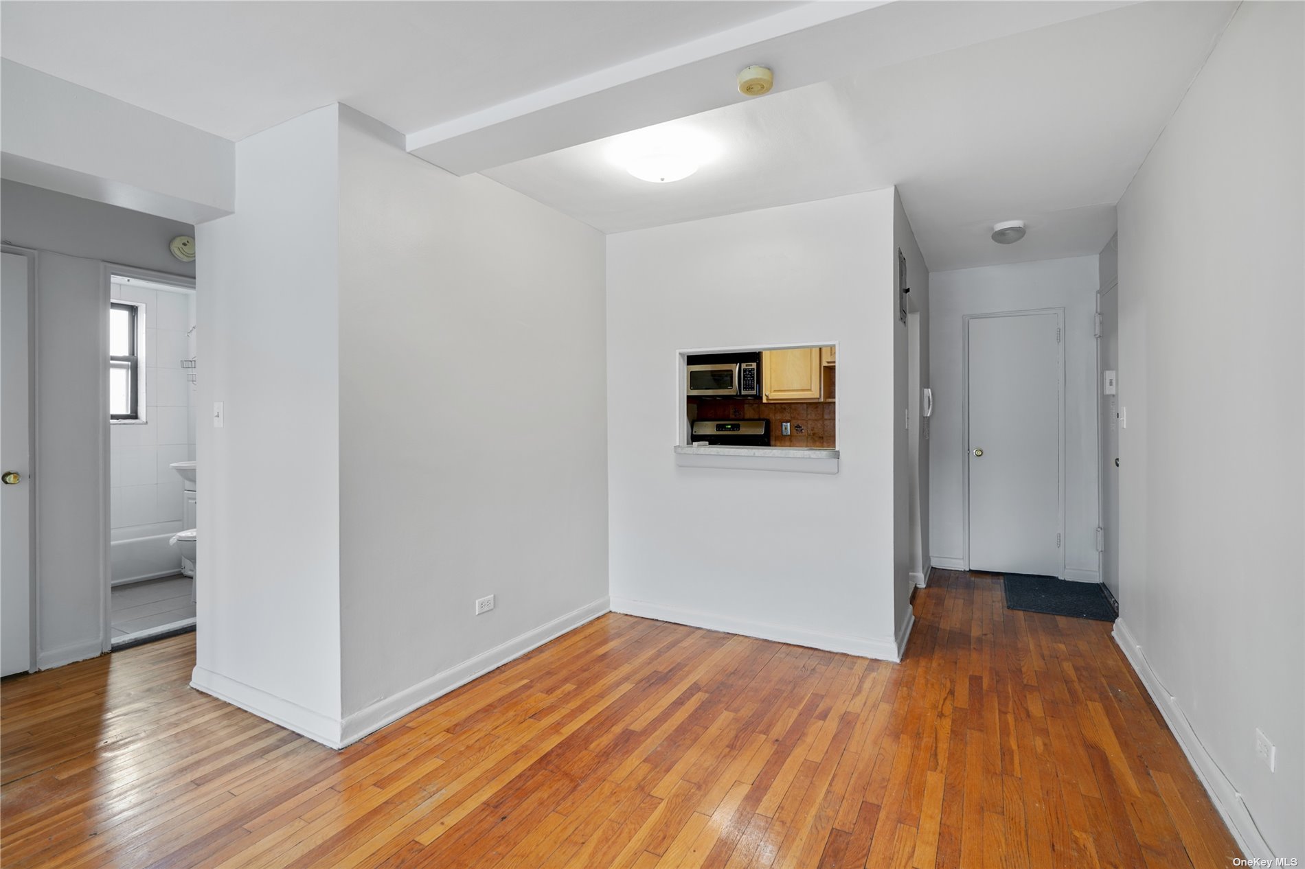 87-70 173rd Street #4D, Jamaica, New York image 4