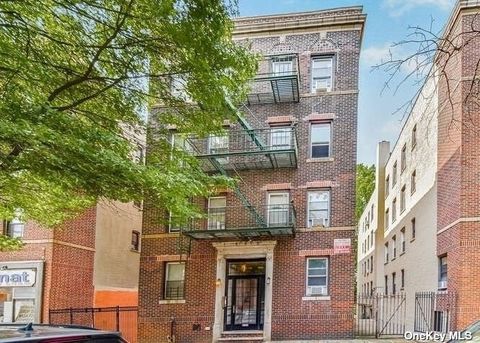 33-14 34th Ave Astoria NY 11106