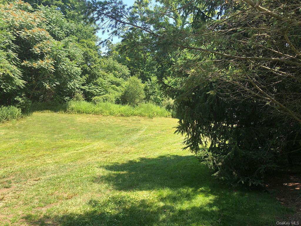 9 Woods End, Rye, New York image 2