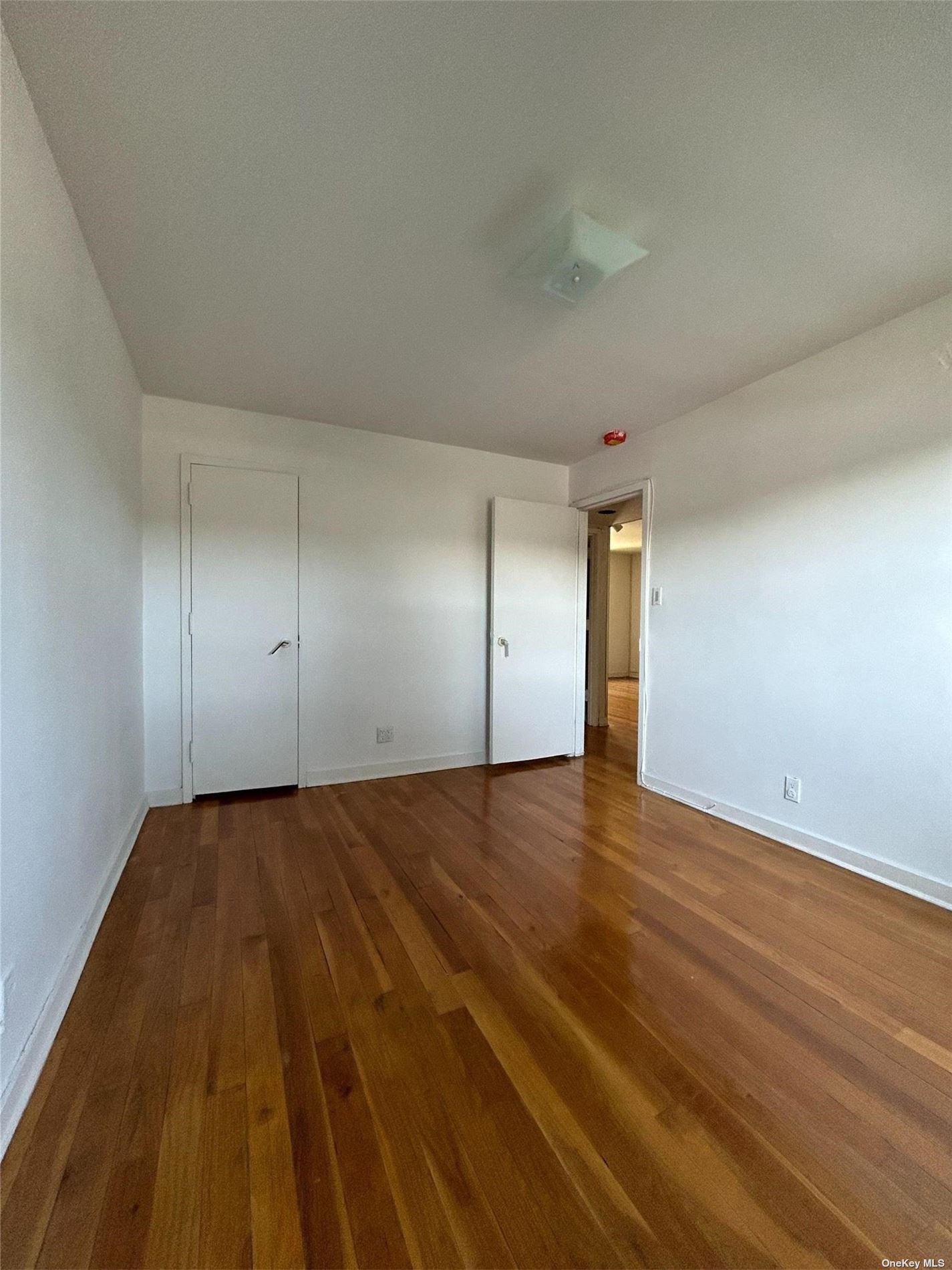 44 Terrace Circ Cir #2D, Great Neck, New York image 16