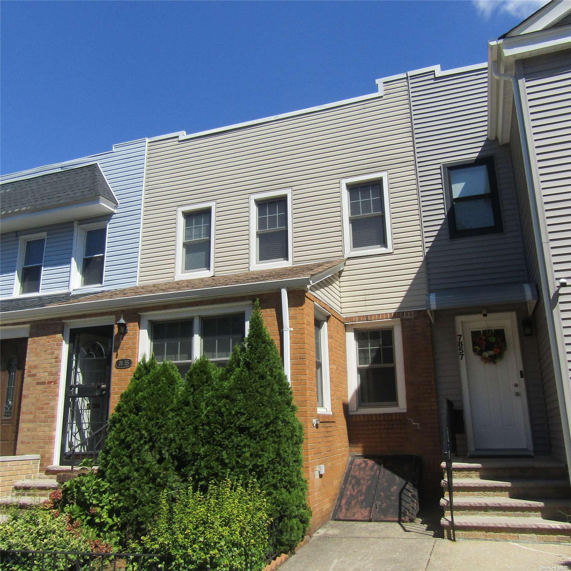 7855 74th Street, Glendale, Queens, NY - 3 Bedrooms  
1 Bathrooms  
6 Rooms - 