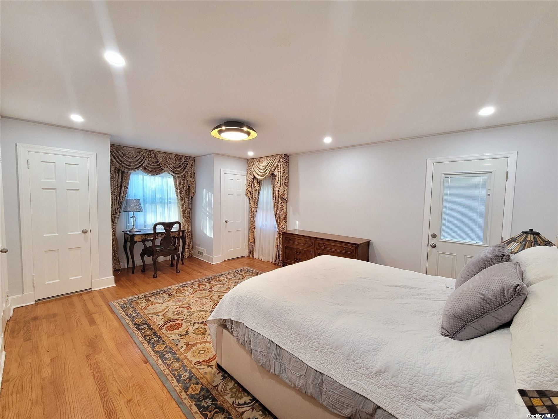 Photo 9 of 19 of 11 Dorset Road house
