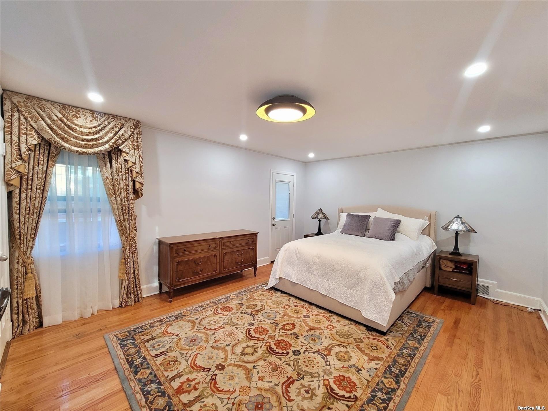 Photo 8 of 19 of 11 Dorset Road house