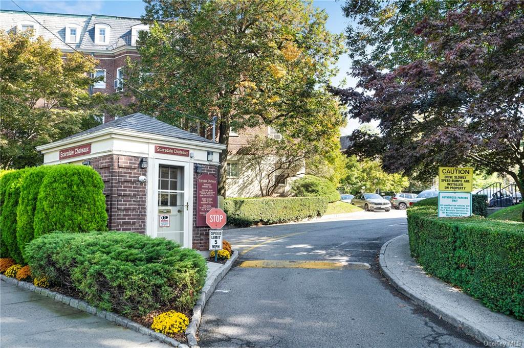 5 Chateaux Circle #H, Scarsdale, New York image 16