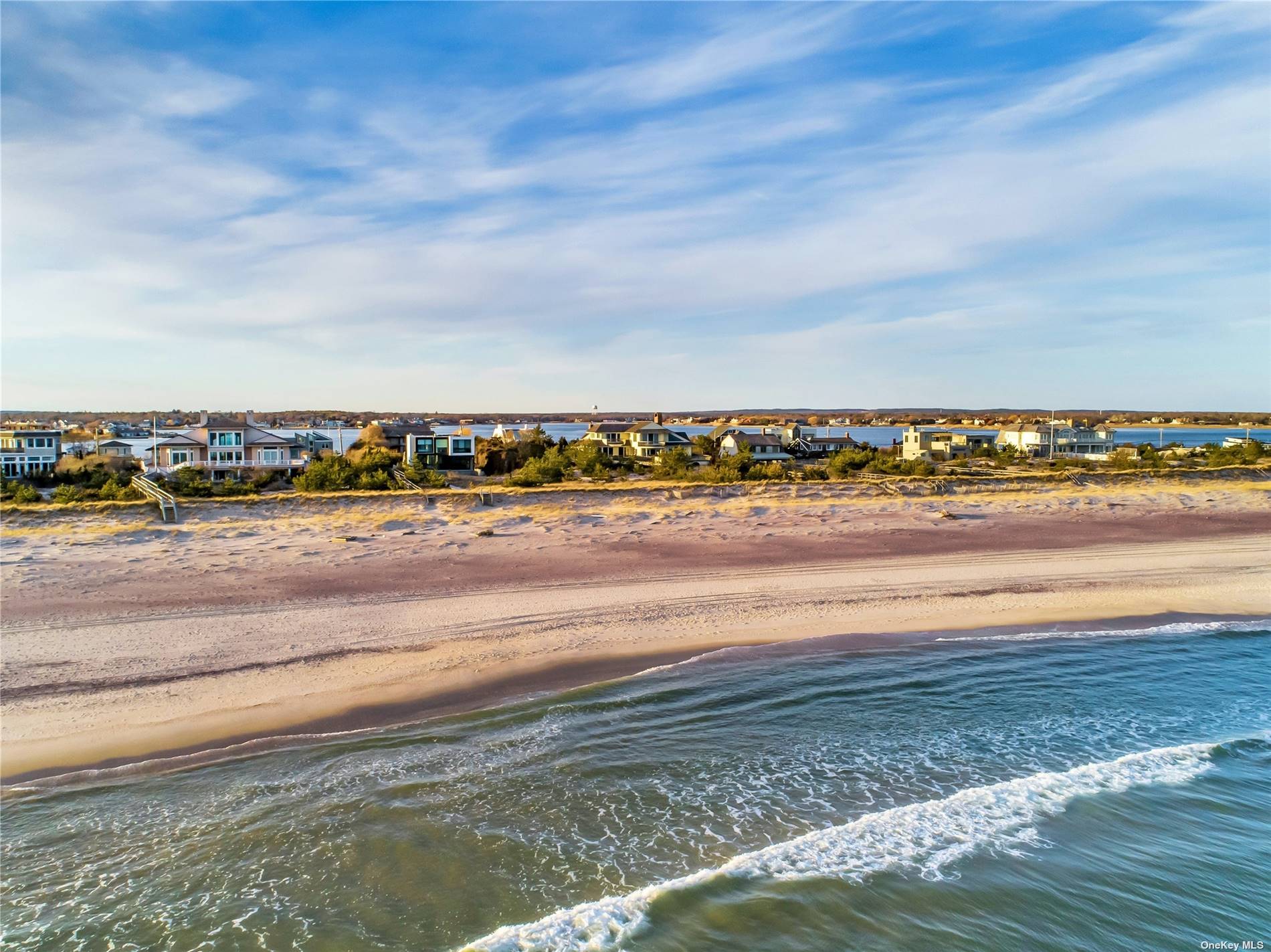 63-65 Dune, Westhampton Beach, New York image 19