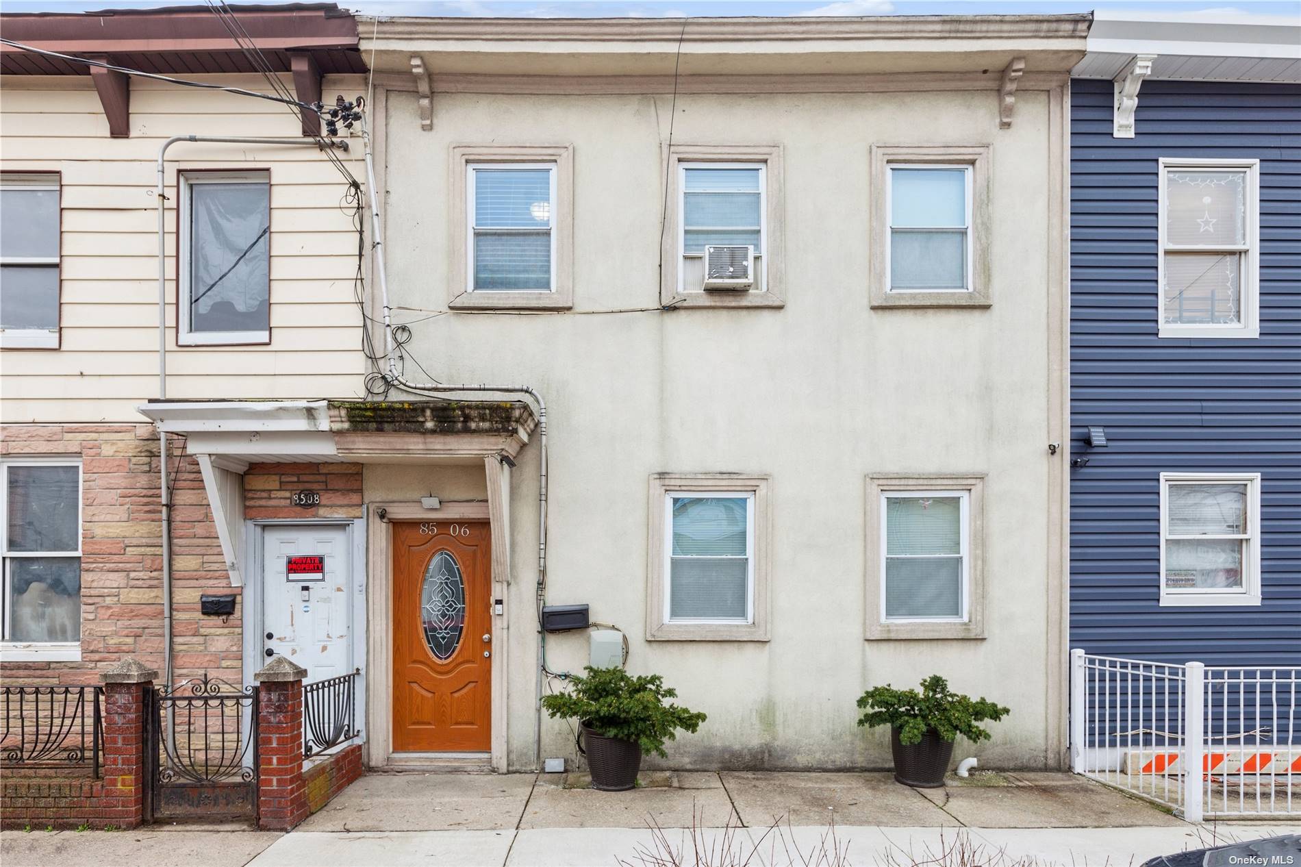 8506 95th Avenue, Ozone Park, Queens, NY - 5 Bedrooms  
3 Bathrooms  
9 Rooms - 