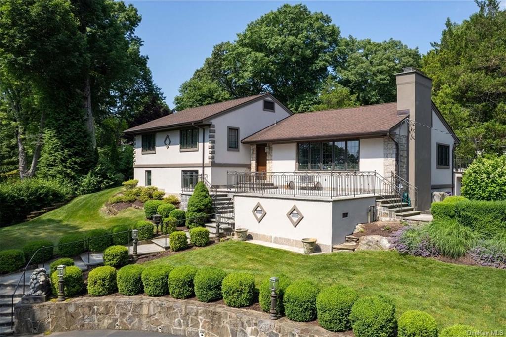 Photo 1 of 299 Old Colony Road, Hartsdale, New York, $1,399,000, Web #: 6300308