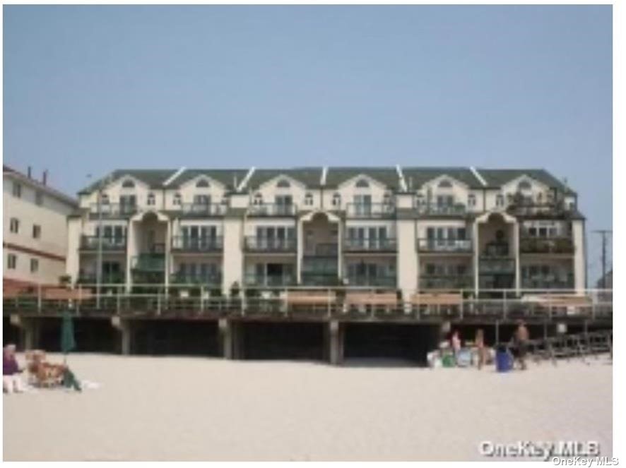 420 Oceanfront, Long Beach, New York image 21