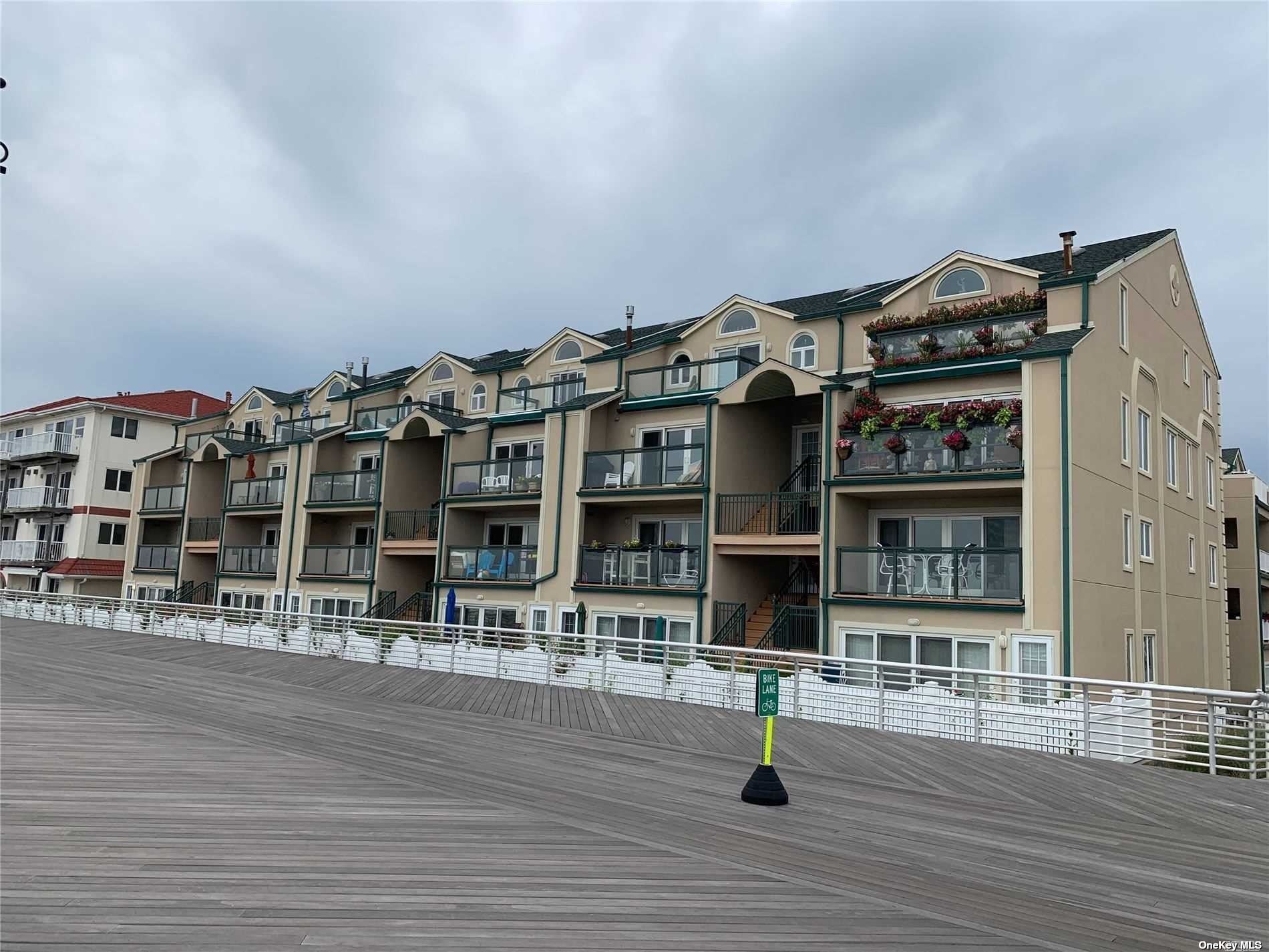 420 Oceanfront, Long Beach, New York image 45