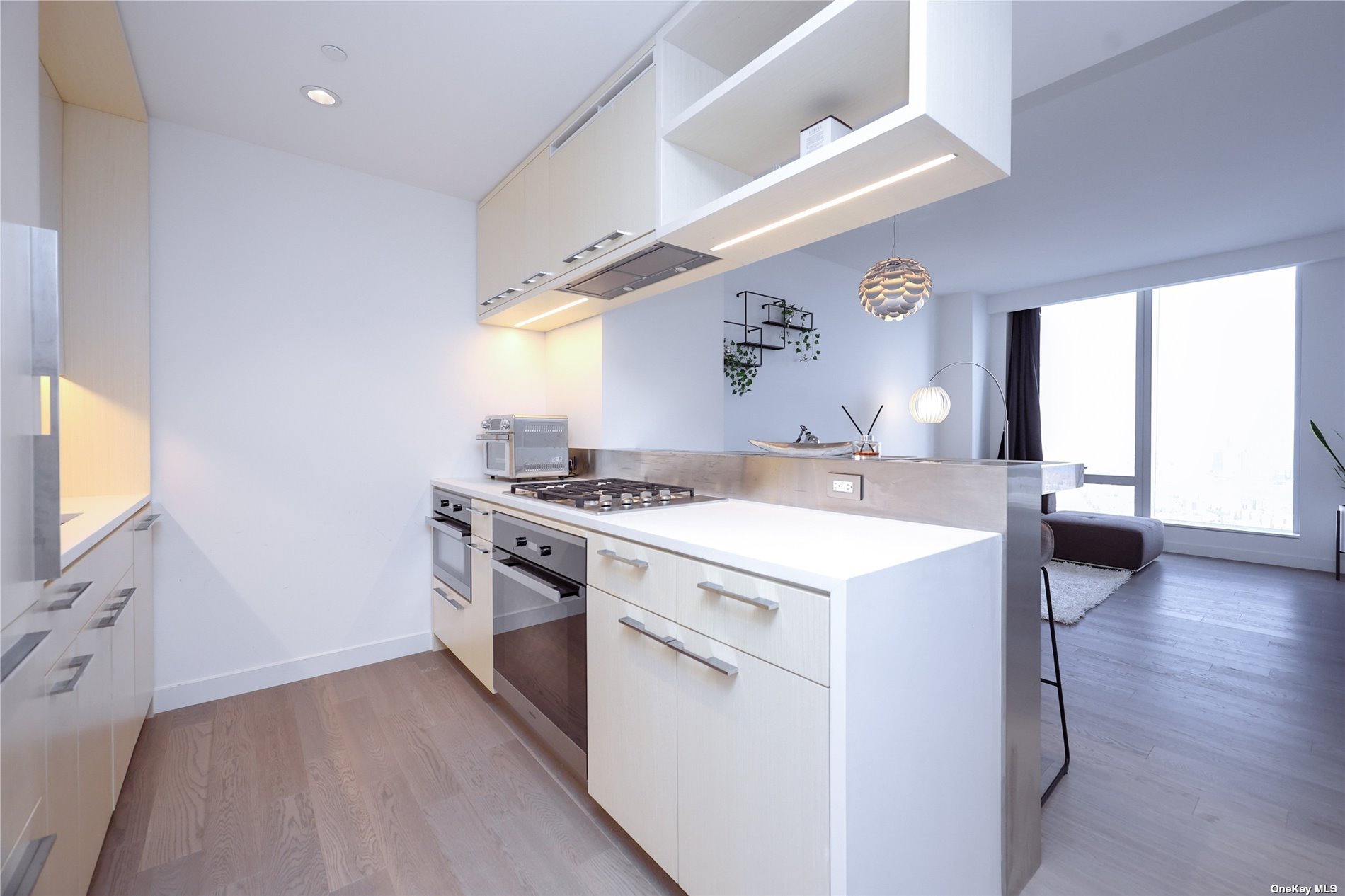 250 South Street #72G, New York (Manhattan), New York image 4