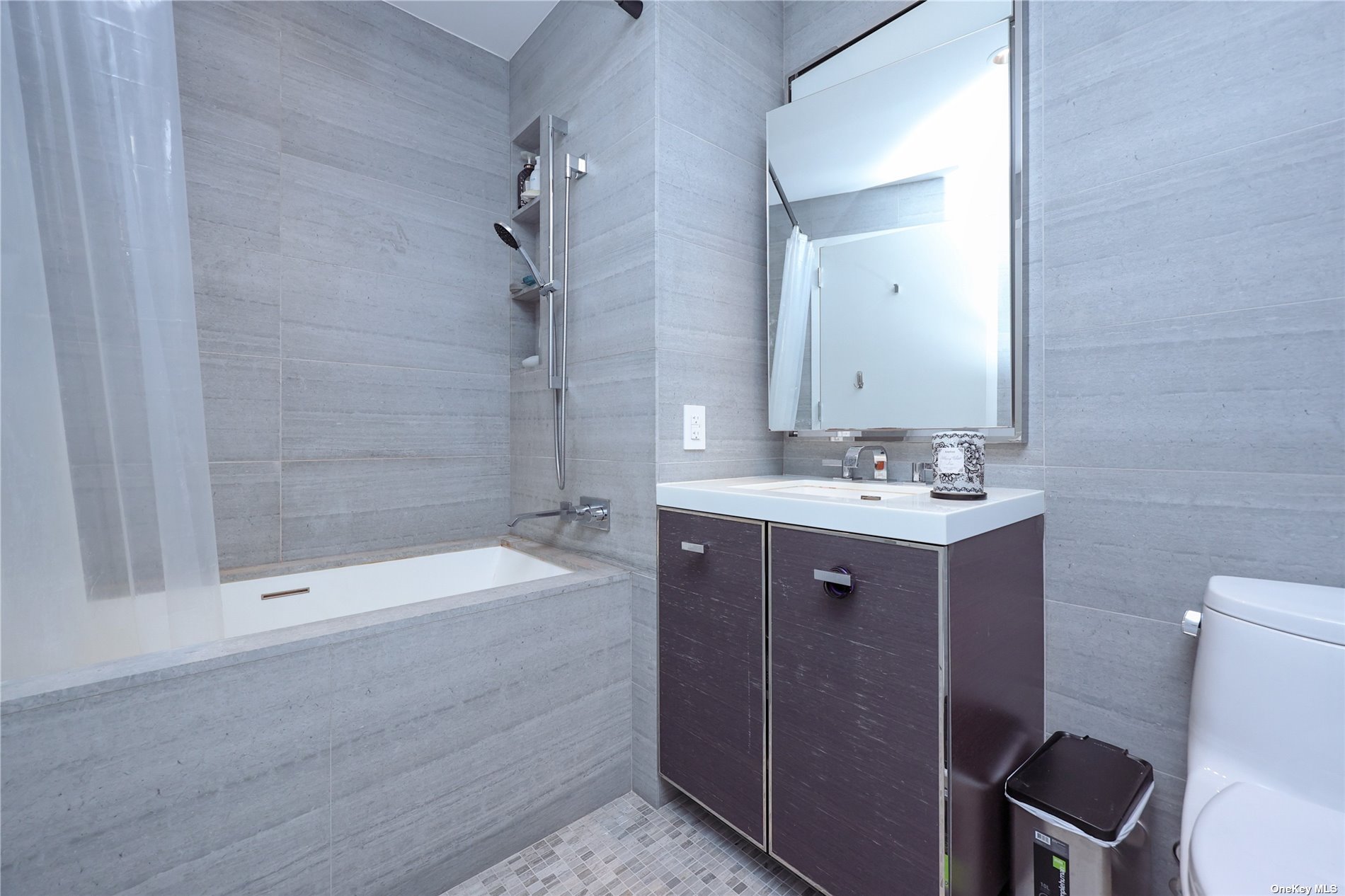 250 South Street #72G, New York (Manhattan), New York image 9