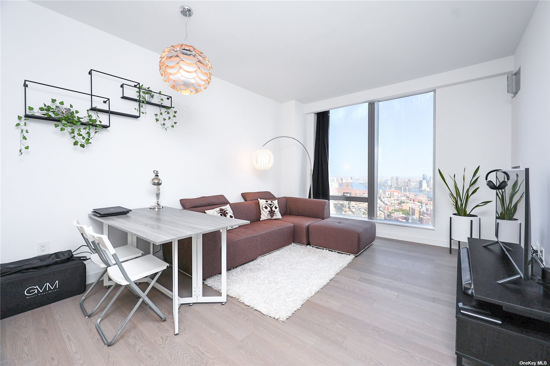 250 South Street #72G, New York (Manhattan), New York image 2