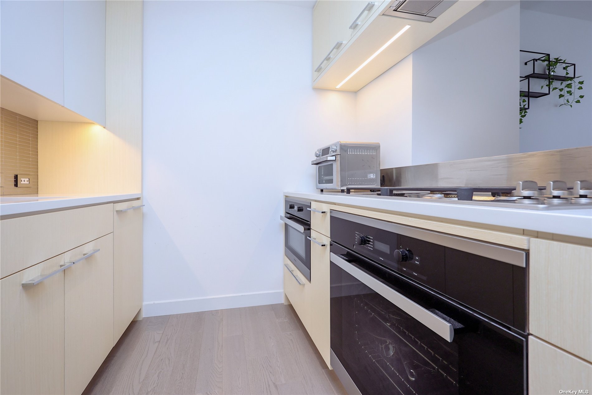 250 South Street #72G, New York (Manhattan), New York image 5