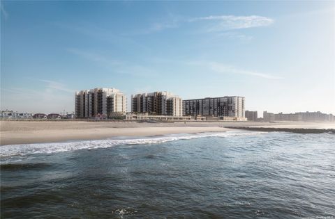 Condominium in Long Beach NY 140 Boardwalk.jpg