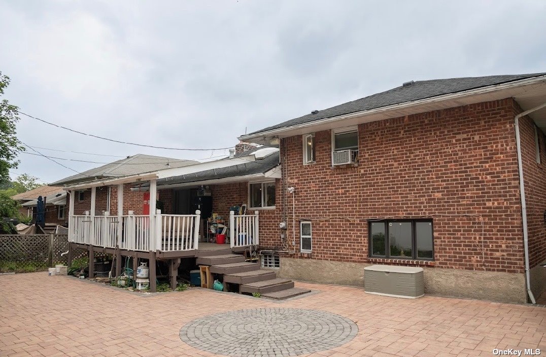 Photo 16 of 16 of 18 Bellwood Drive house