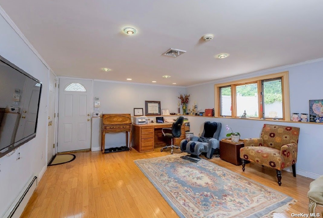 Photo 9 of 16 of 18 Bellwood Drive house