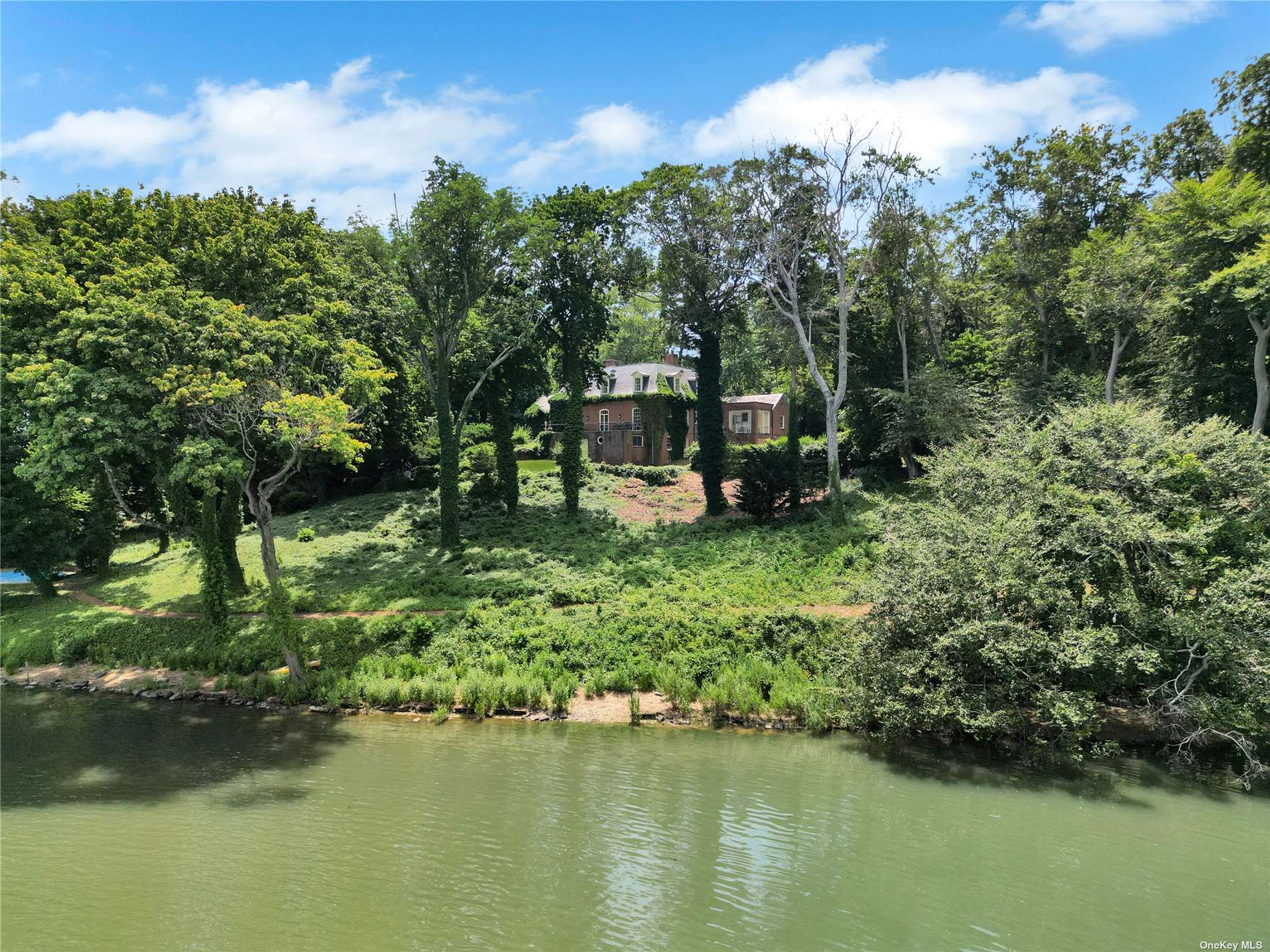 30 Cove Woods Road, Oyster Bay Cove, New York image 11
