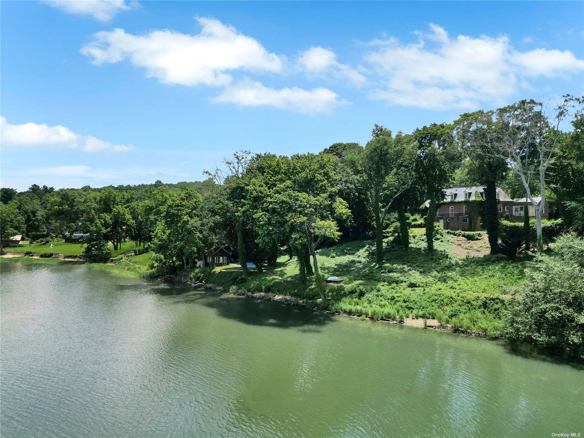 30 Cove Woods Road, Oyster Bay Cove, New York image 12