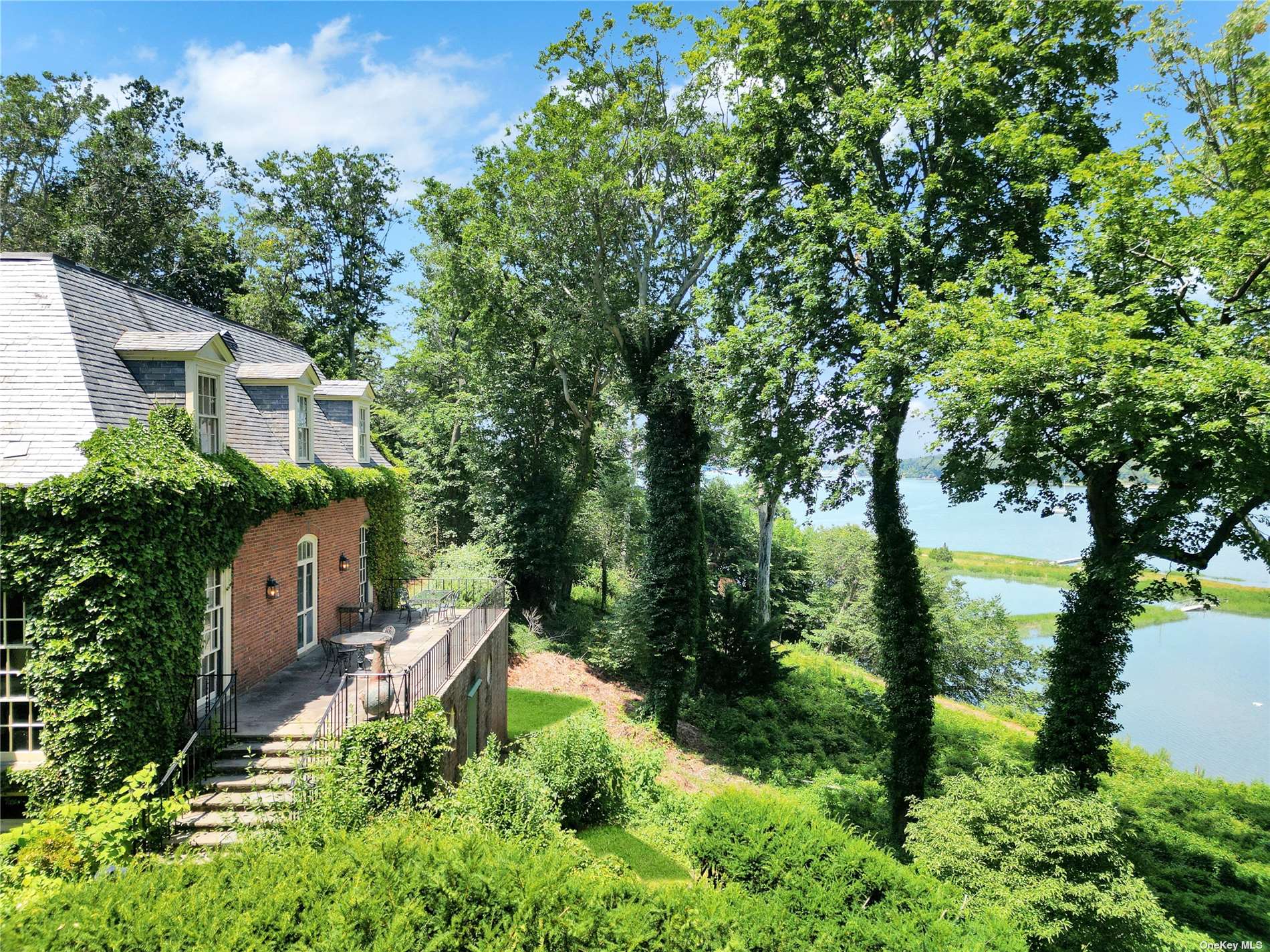 30 Cove Woods Road, Oyster Bay Cove, New York image 13