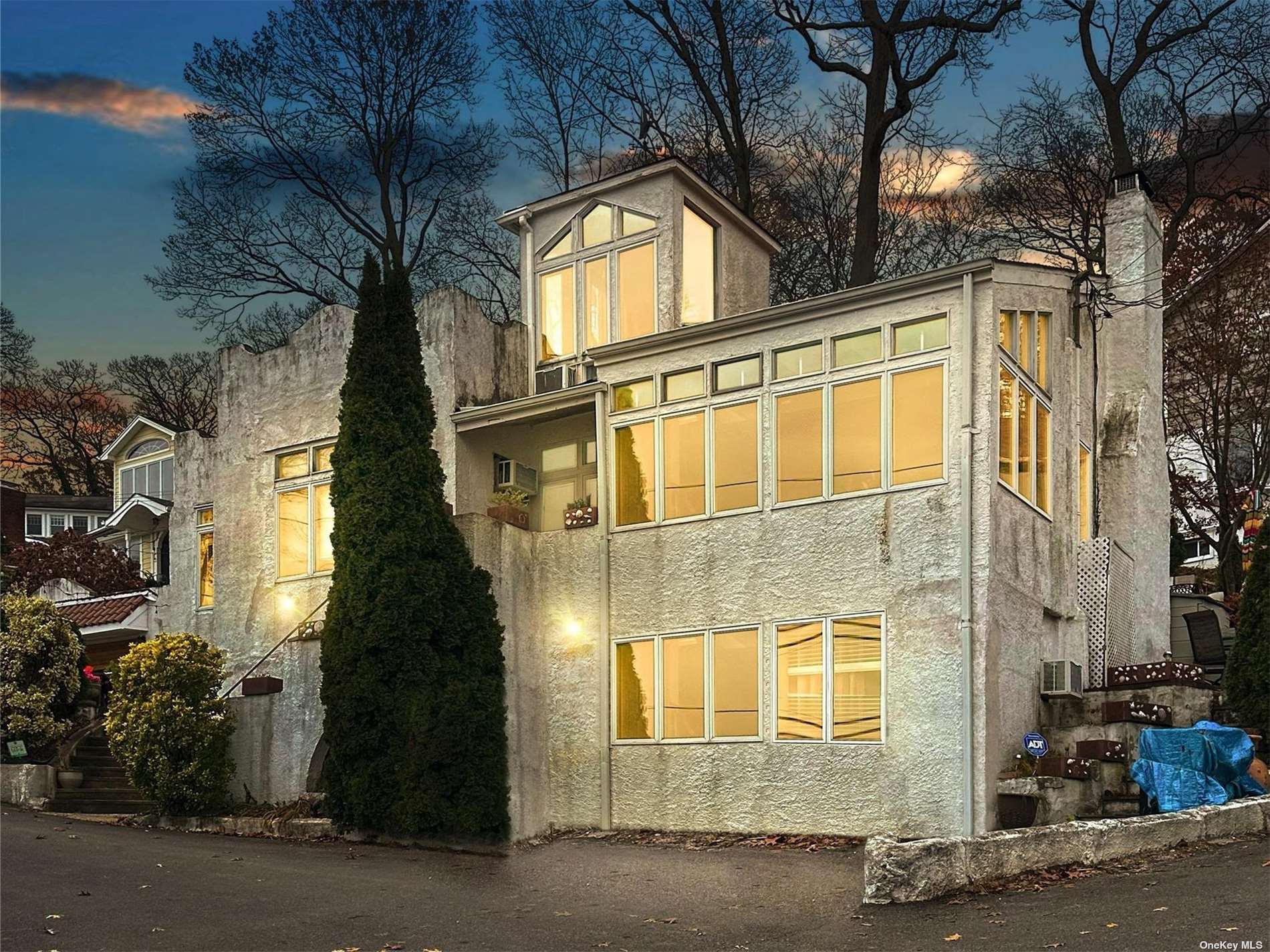 Property for Sale at 1 Hillside Drive, Huntington, Hamptons, NY - Bedrooms: 3 
Bathrooms: 4  - $949,000