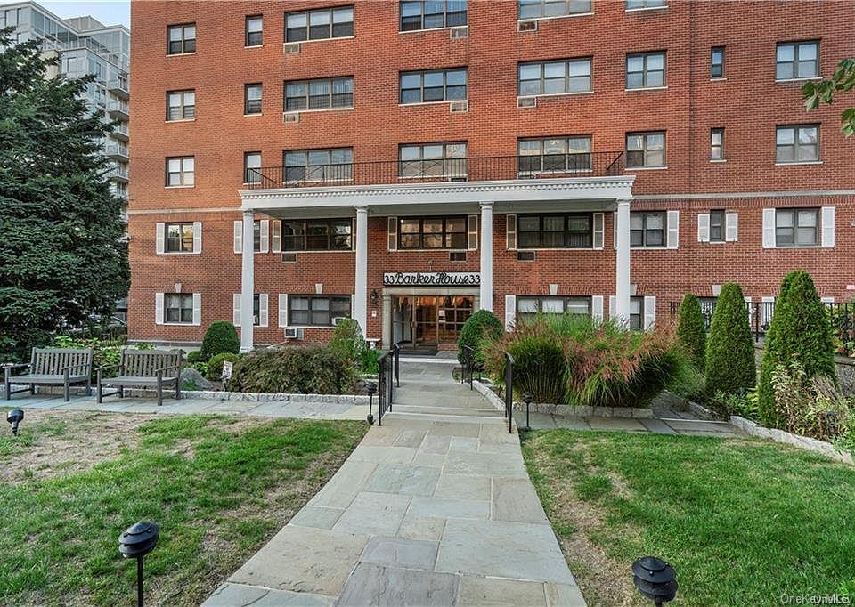 33 Barker Avenue #3L, White Plains, New York image 2