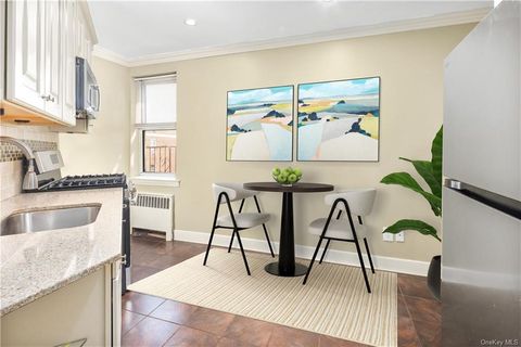 485 Bronx River Road Unit B60, Yonkers, NY 10704 - #: H6322855