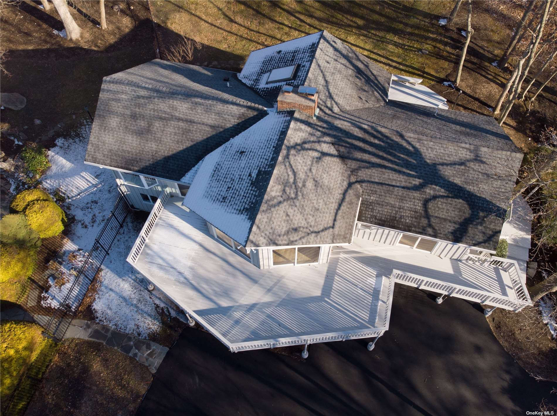 Photo 1 of 30 of 16 Fishermans Cove house