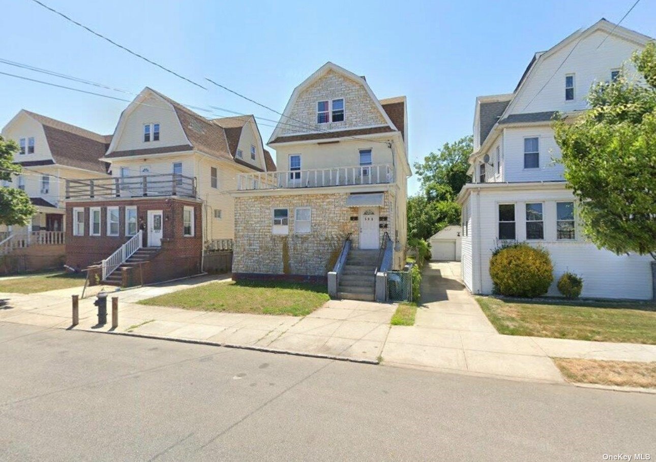 Property for Sale at 535 Beach 66th Street, Arverne, Queens, NY - Bedrooms: 6 
Bathrooms: 3 
Rooms: 18  - $829,000