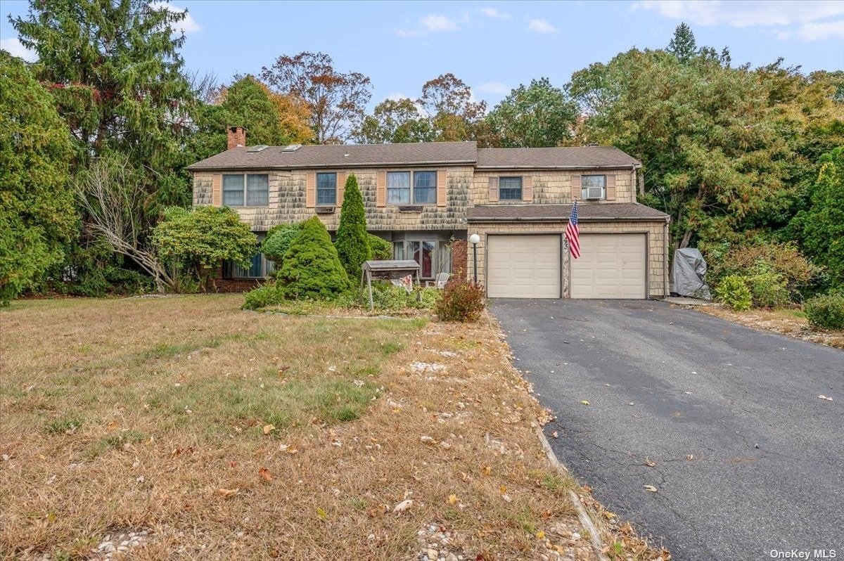 43 Hopewell Drive, Stony Brook, New York image 1