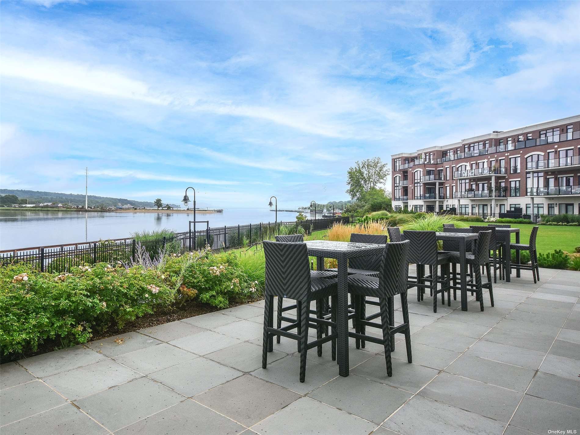 10 Shore Road #405, Glenwood Landing, New York image 34