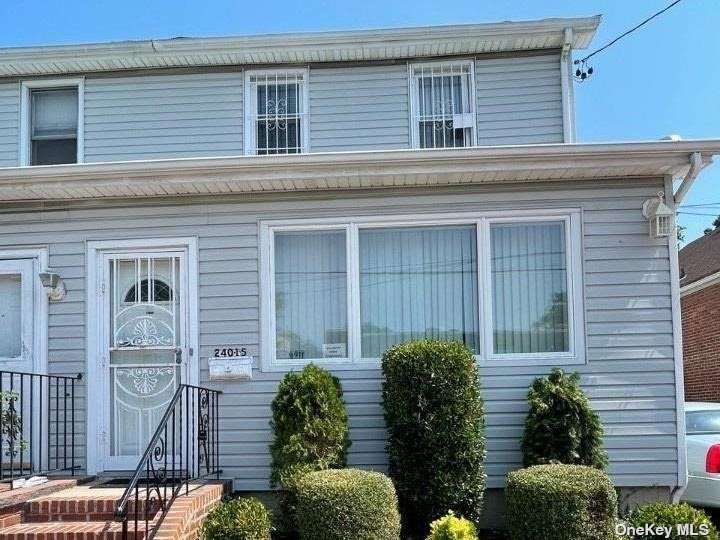 24015 137th Avenue, Rosedale, Queens, NY - 3 Bedrooms  
3 Bathrooms  
7 Rooms - 