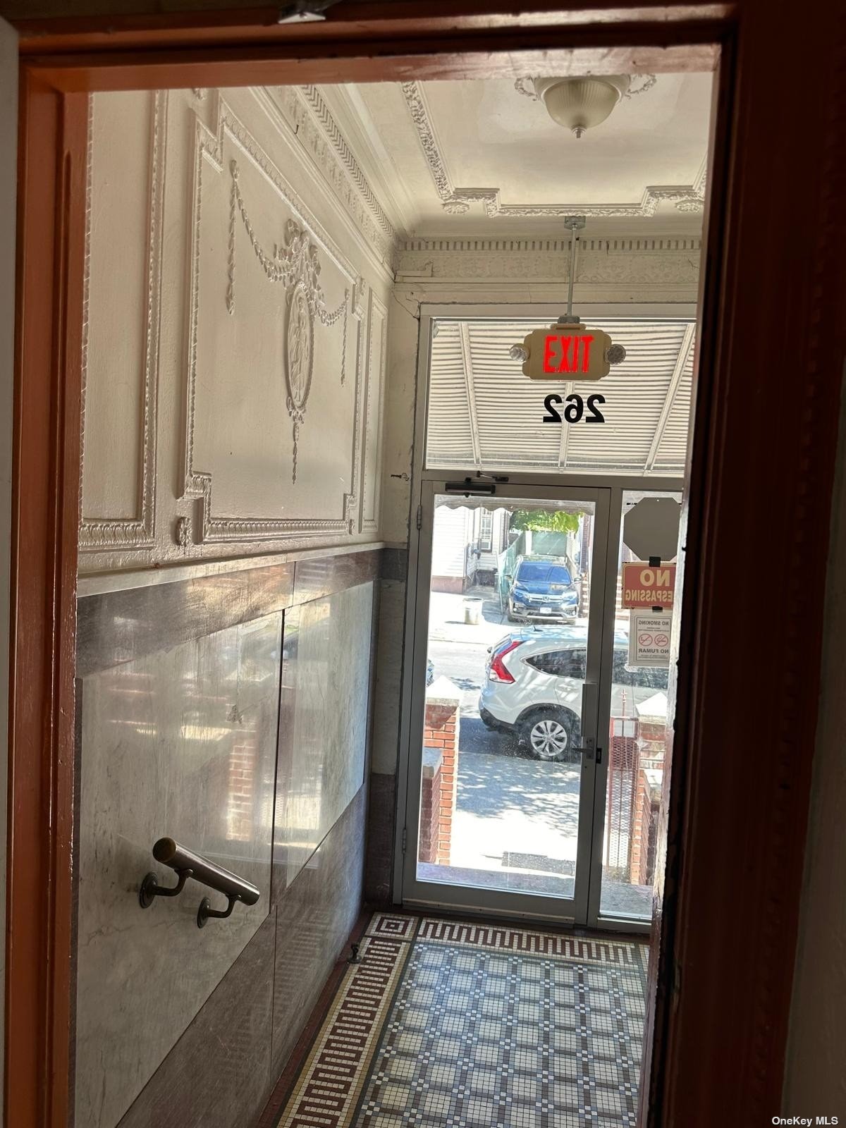262 Cleveland Street 6
