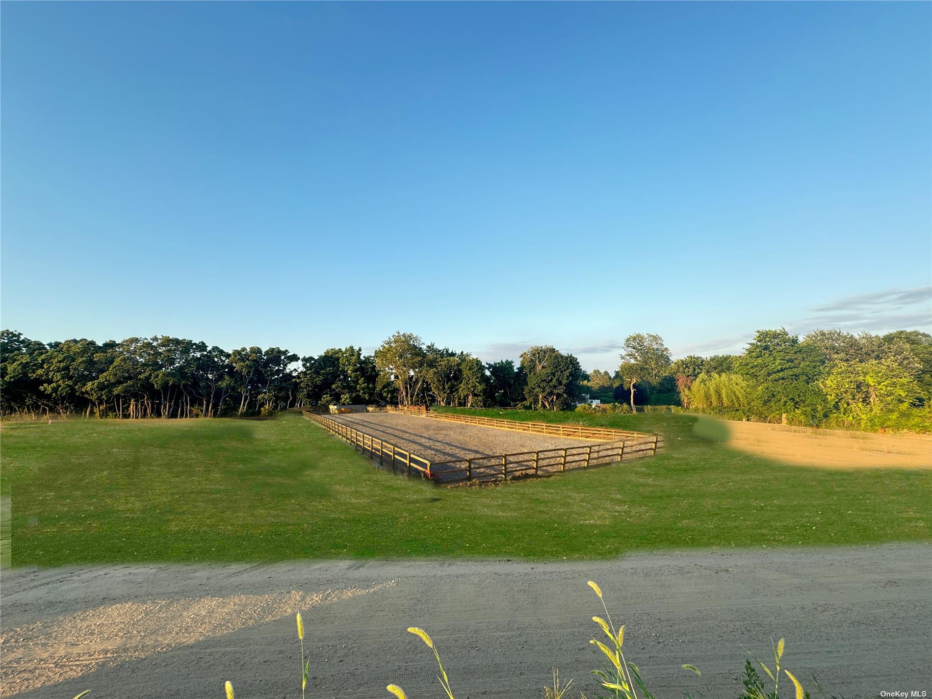 18625 Main Road, Mattituck, New York image 9