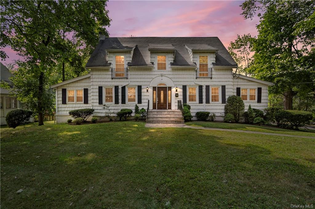 21 Cambridge Road, Scarsdale, New York image 1