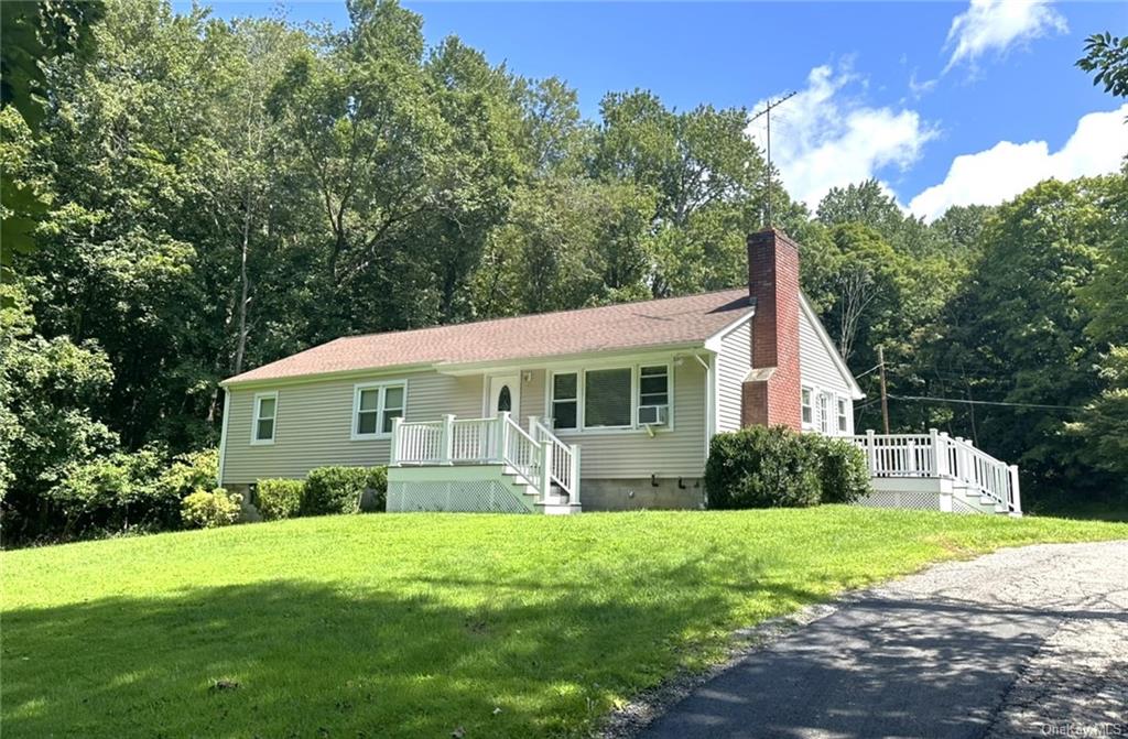 View Mahopac, NY 10541 house