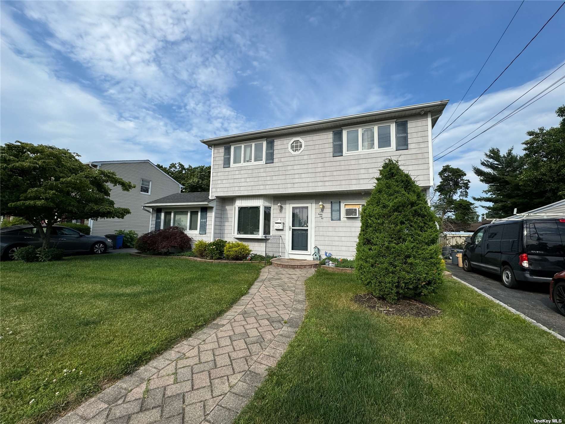 1345 Lombardy Boulevard, Bay Shore, New York image 3