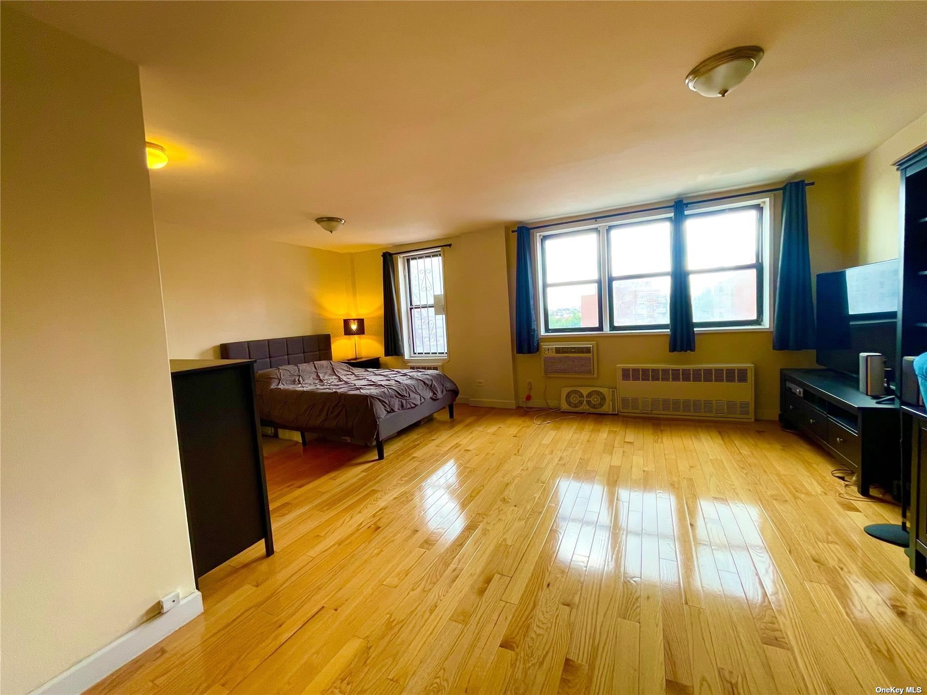 37-30 73rd Street #5M, Jackson Heights, New York image 10