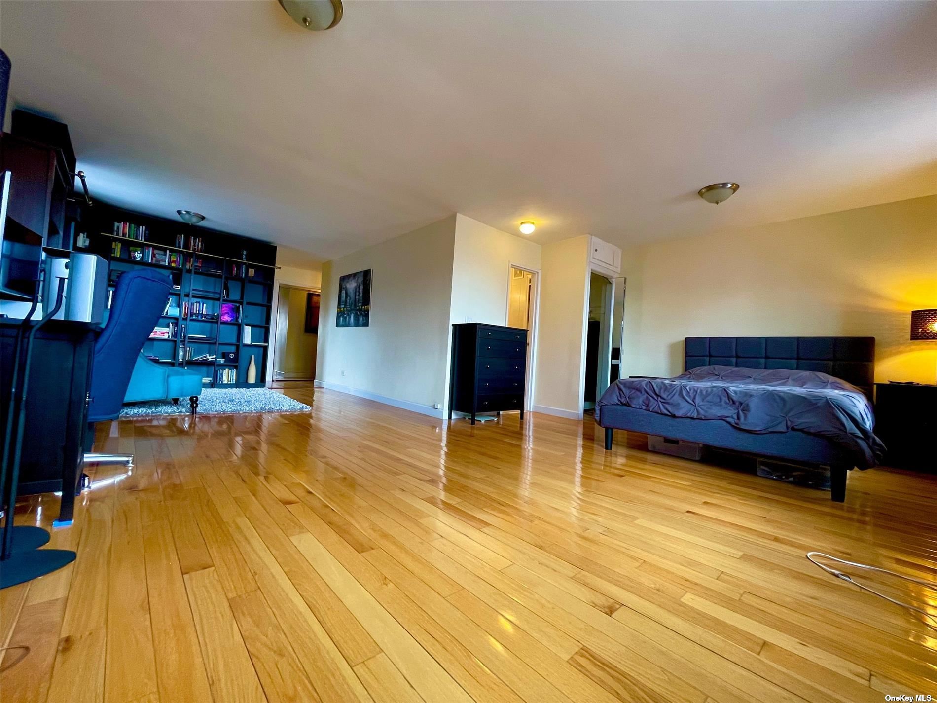 37-30 73rd Street #5M, Jackson Heights, New York image 8