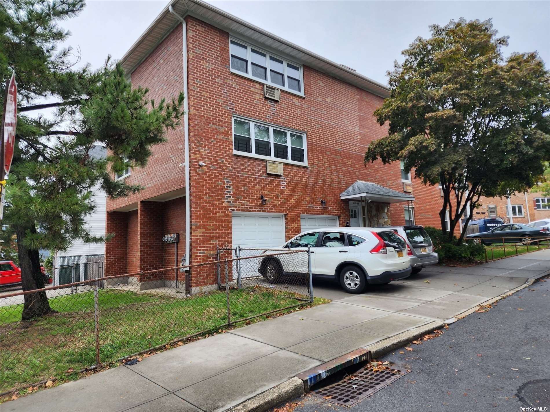 239-19 66th Avenue