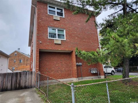 239-19 66th Avenue Little Neck NY 11362