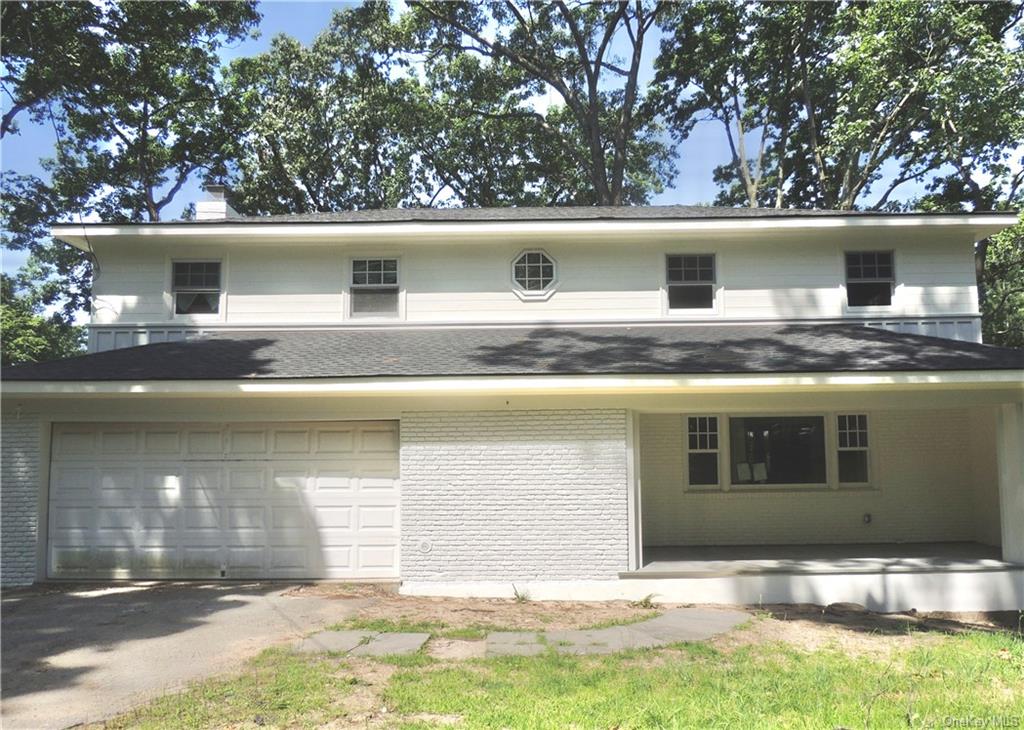 Rental Property at 111 Scenic Drive, Dobbs Ferry, New York - Bedrooms: 4 
Bathrooms: 3 
Rooms: 8  - $8,500 MO.