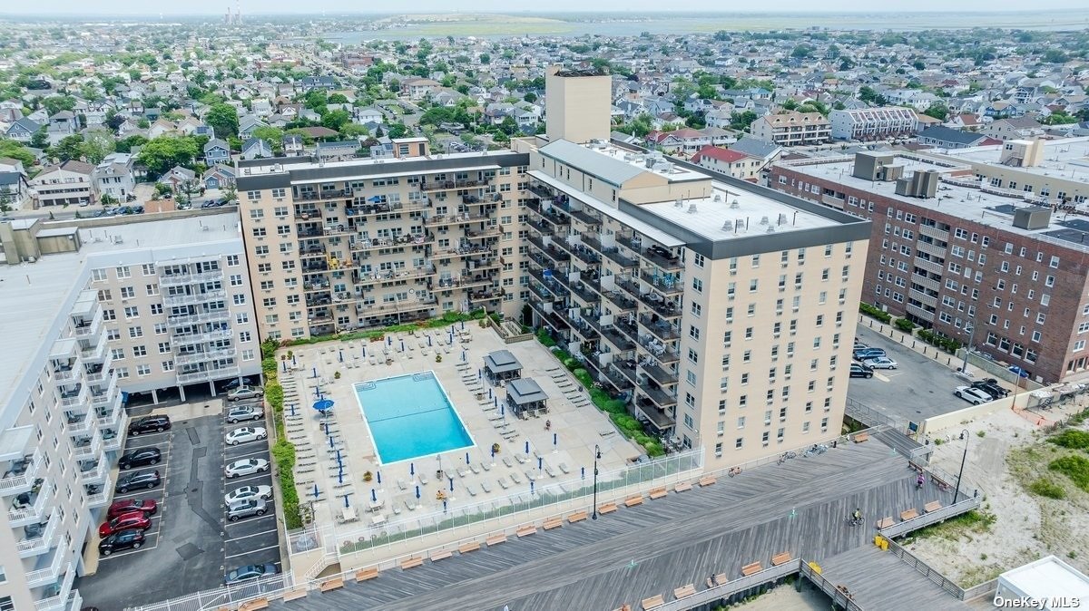 25 Neptune Boulevard #1B, Long Beach, New York image 17