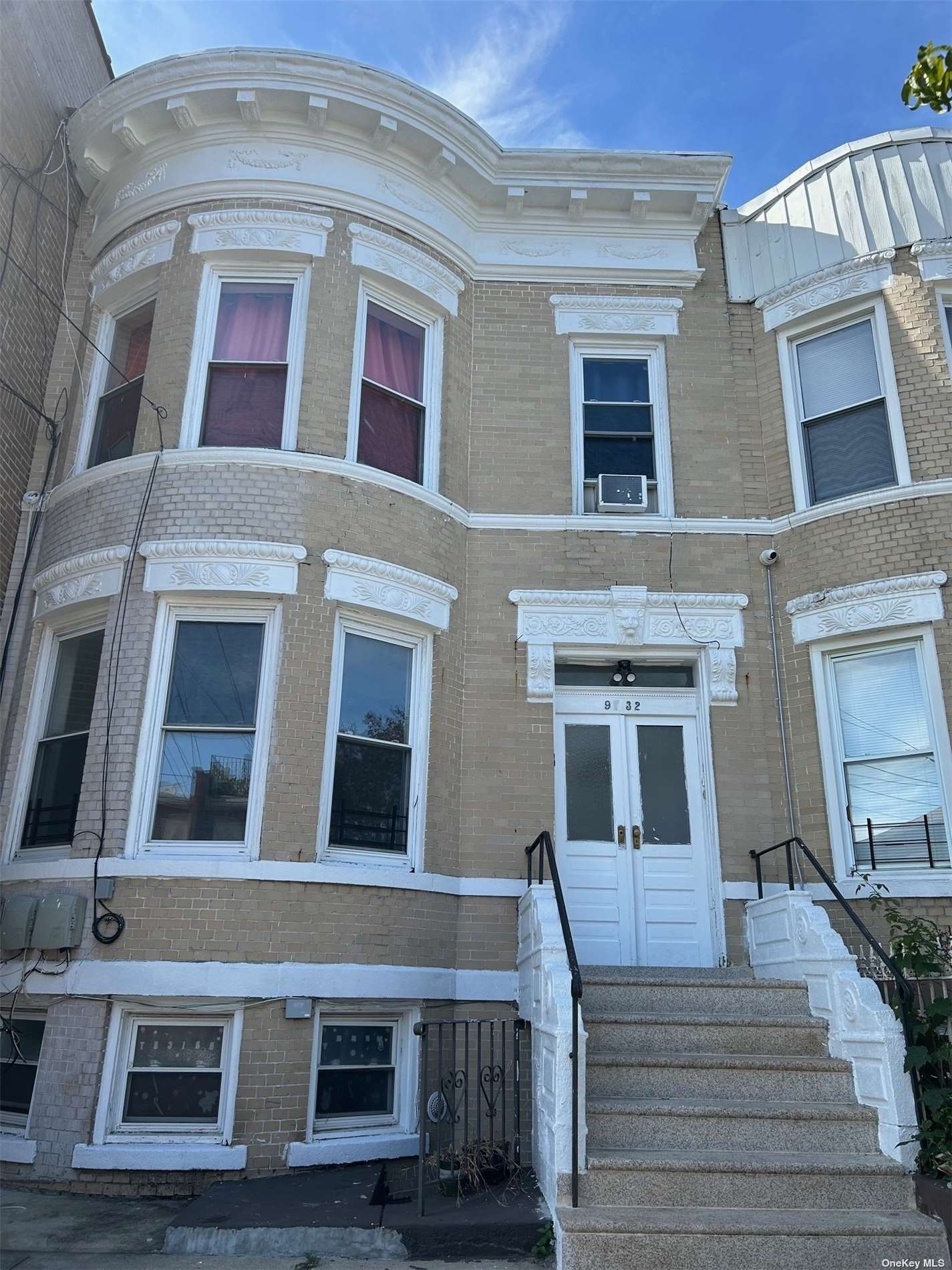 9732 85th Street, Ozone Park, Queens, NY - 3 Bedrooms  
2 Bathrooms  
6 Rooms - 