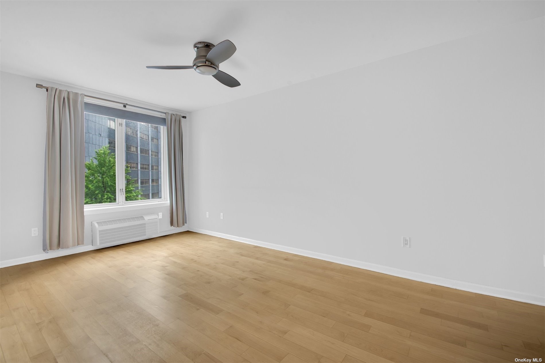 13-11 Jackson Avenue #4B, Long Island City, New York image 13