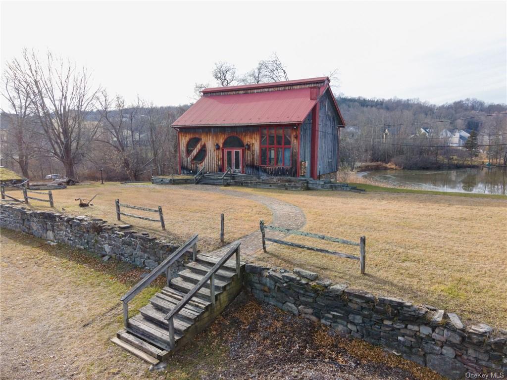 1355 Kings Highway