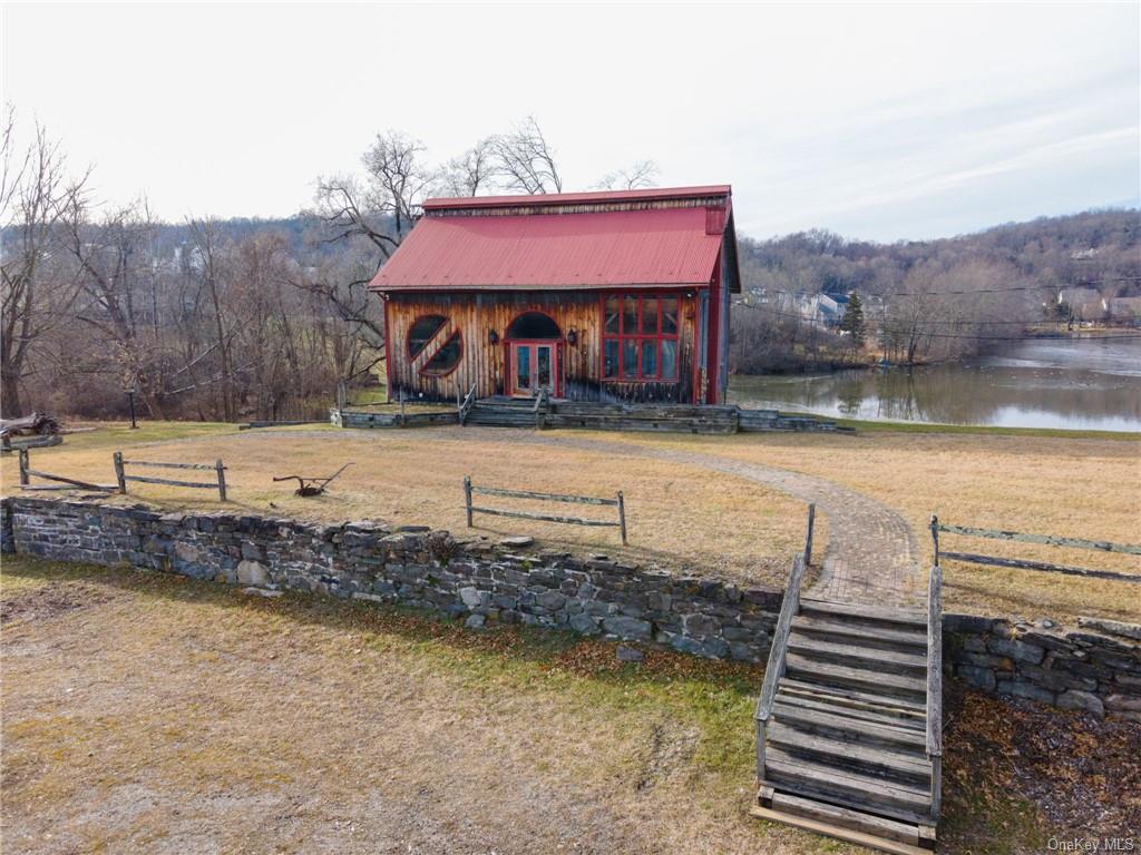 1355 Kings Highway