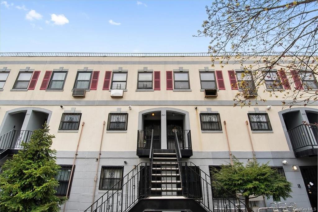Property for Sale at 843 Underhill Avenue 58B, Bronx, New York - Bedrooms: 2 
Bathrooms: 2 
Rooms: 6  - $349,999